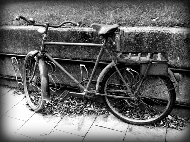 Bike outside Handelshögskolan 2011-10-09